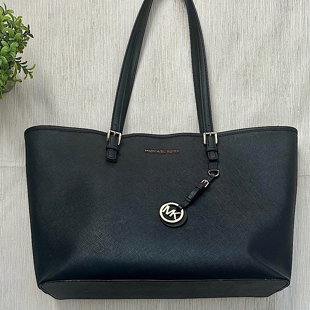 Micheal Kors Tote